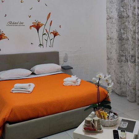 Bed and Breakfast Le Tre Orchidee Salerno Exterior foto
