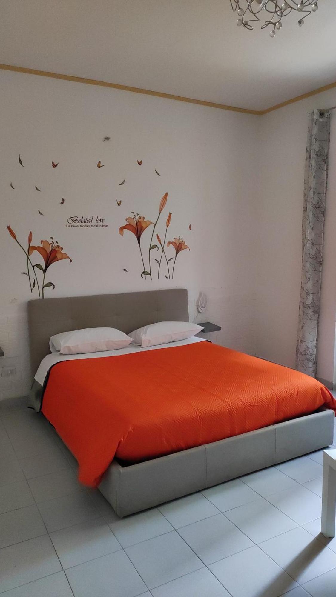 Bed and Breakfast Le Tre Orchidee Salerno Exterior foto
