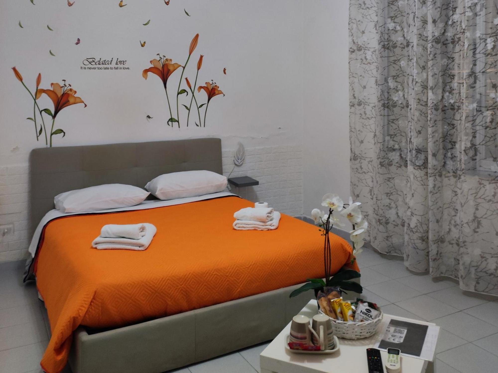 Bed and Breakfast Le Tre Orchidee Salerno Exterior foto