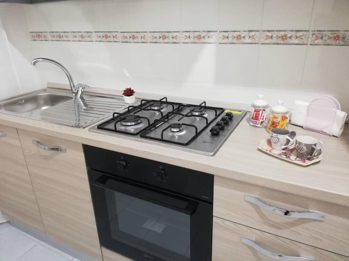 Bed and Breakfast Le Tre Orchidee Salerno Exterior foto